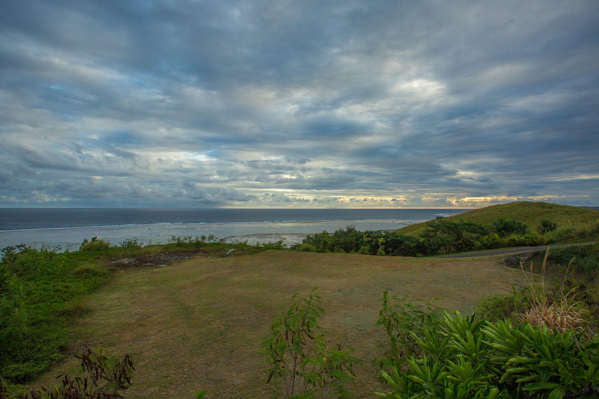 The Crows Nest Resort Coral Coast Exterior photo